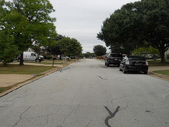 5th image of 1114 Valley Branch Dr