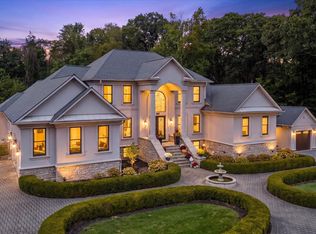 2000 Fraley Ln, Pasadena, MD 21122
