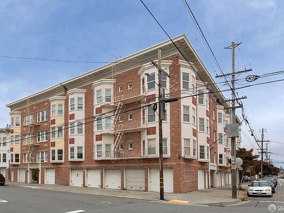 3rd image of 686 11th Ave