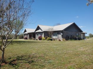 2807 E 2090th Rd, Hugo, OK 74743