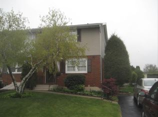 3320 S 2nd St, Whitehall, PA 18052
