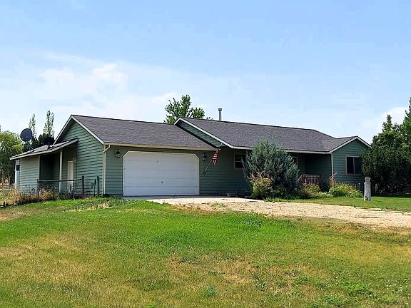 2nd image of 723 Rising Sun Ln