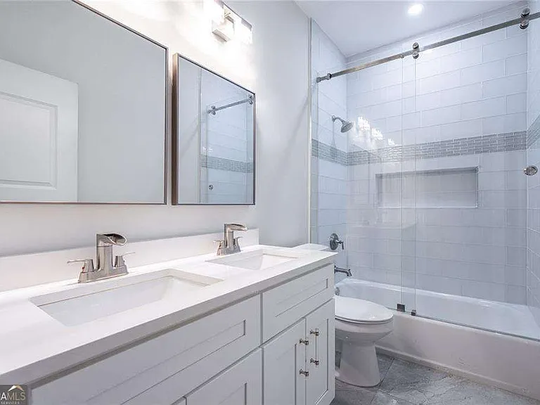 3924 Ashford Dunwoody Rd NE — Photo 21