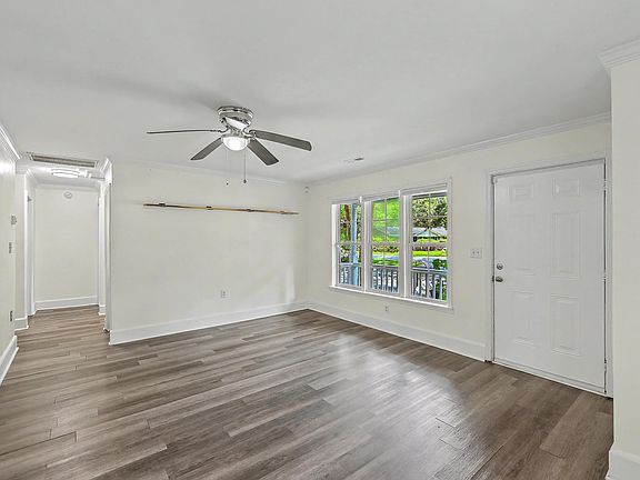 4th image of 1609 Pineview Rd