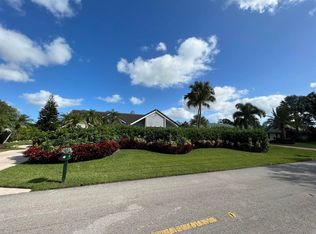 56 Dunbar Rd, Palm Beach Gardens, FL 33418