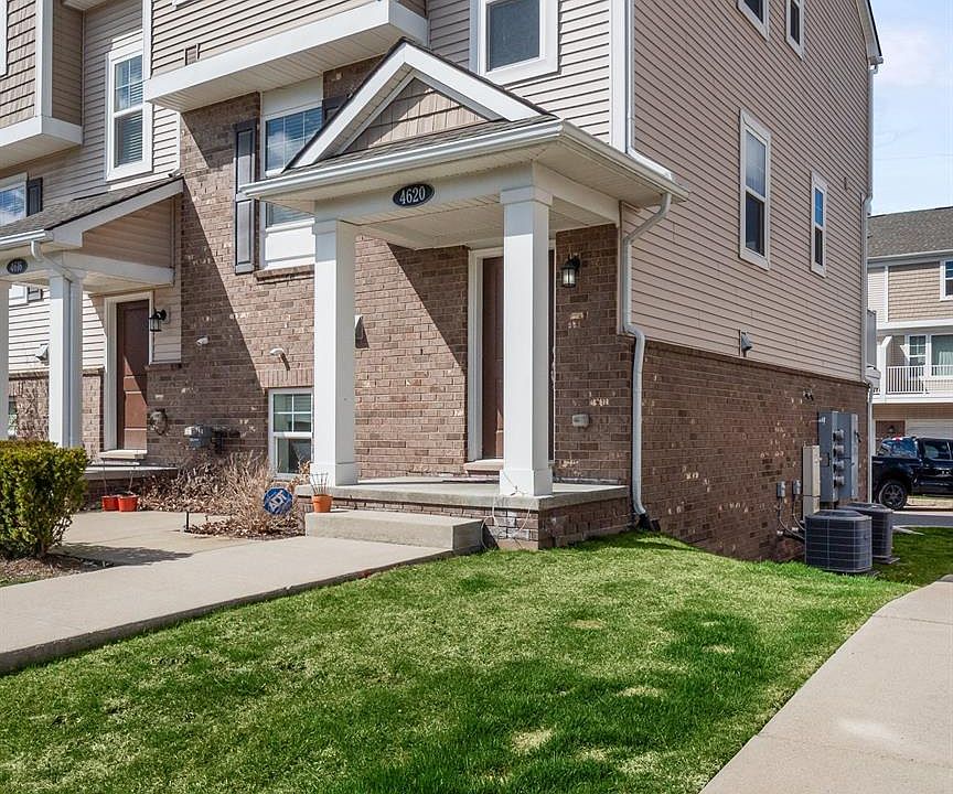 1st image of 4620 Bradley Cir