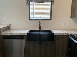 2016 Glengate Estates Dr, O'Fallon, MO 63366
