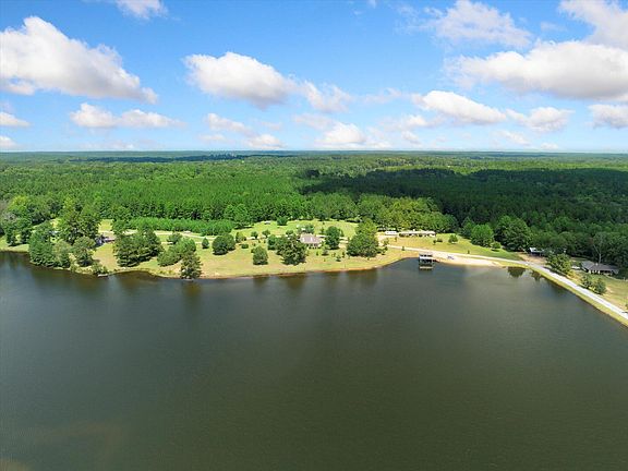 3rd image of 51 Lakeside Dr