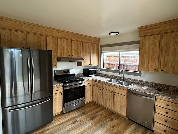 2nd image of 4685 El Carro Ln