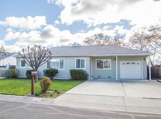 1370 Peach Pl, Concord, CA 94518