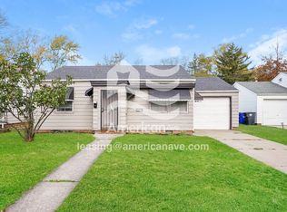 2031 N Green Rd, Cleveland, OH 44121