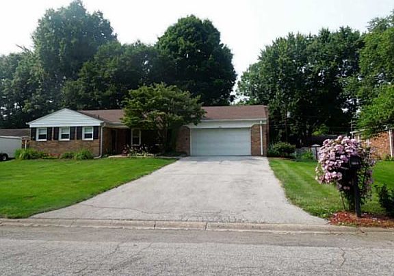 2nd image of 6941 Camelot Ct