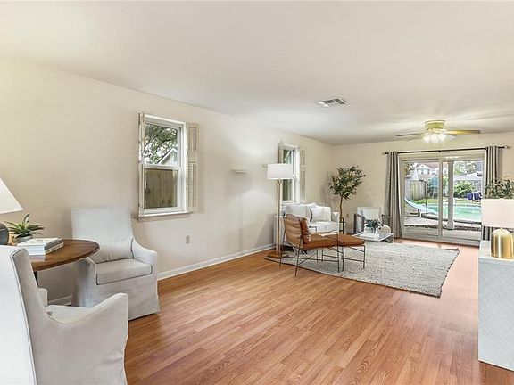 5th image of 4708 Lakewood Dr