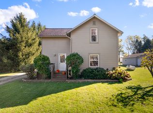 3591 Steamburg Rd, Hillsdale, MI 49242