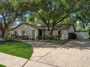 1110 Cheshire Ln, Houston, TX 77018