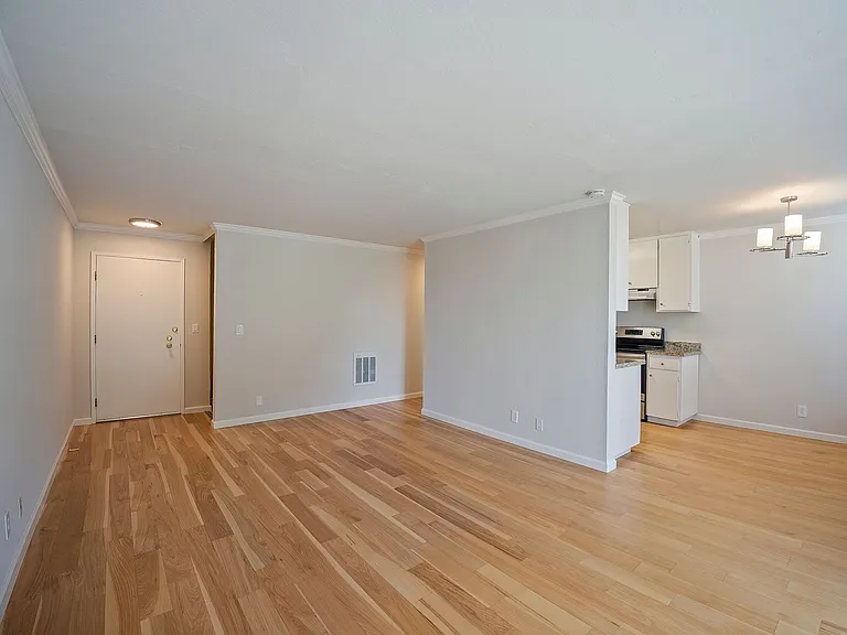 475 Weldon Ave. — Photo 23