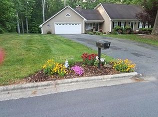 205 Beechwood Dr, Mocksville, NC 27028