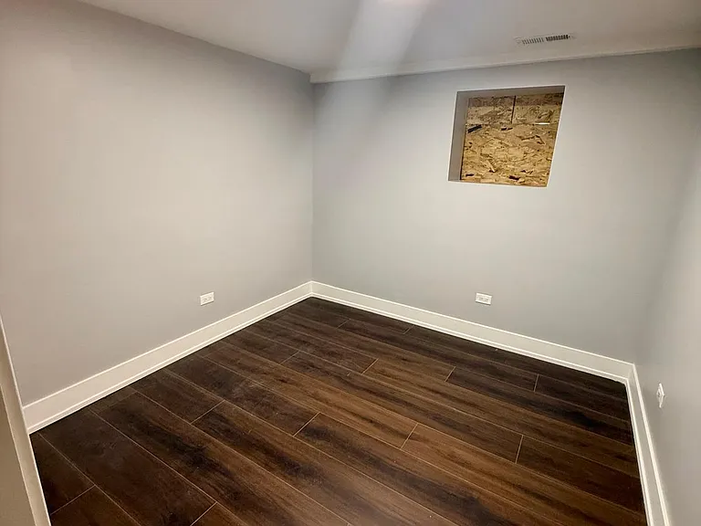 3025 W 54th Pl — Photo 7