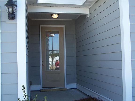 2nd image of 265 Coral Beach Cir