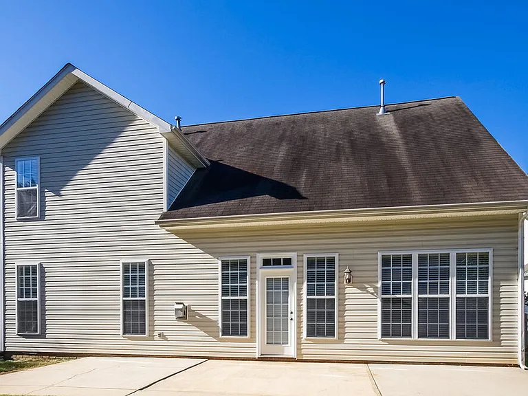 7418 Sparkleberry Dr — Photo 15