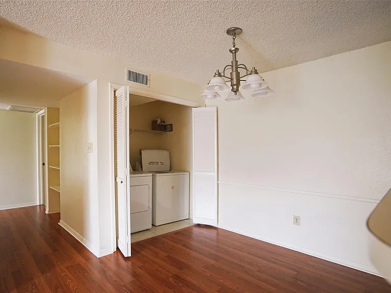 2121 Hepburn St #716 — Photo 9