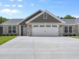 1573 Hickory Lndg, De Soto, MO 63020