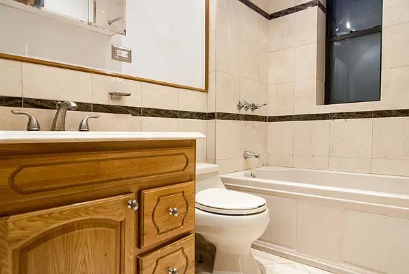 Rented by WAM Partners - William Moses Co. | media 70