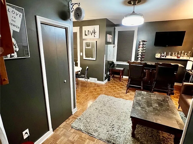 25 Whitney Pl #REAR — Photo 3