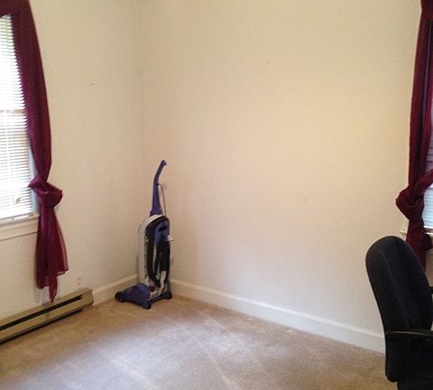 4th image of 1220 Saturn Dr