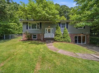 4155 Ridgewood Rd, Akron, OH 44321