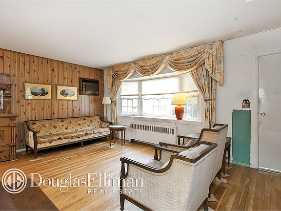 4th image of 4028 Alken Ave