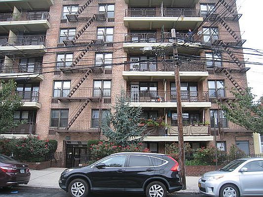 1st image of 25-34 Crescent St #L3