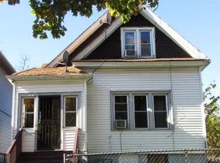 3039 N 22nd St, Milwaukee, WI