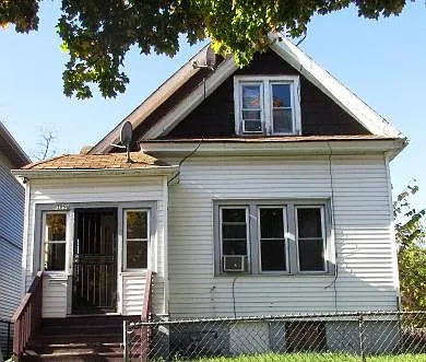 3039 N 22nd St photo 1