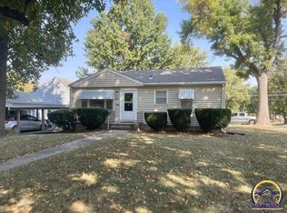 200 Iowa St, Hiawatha, KS 66434