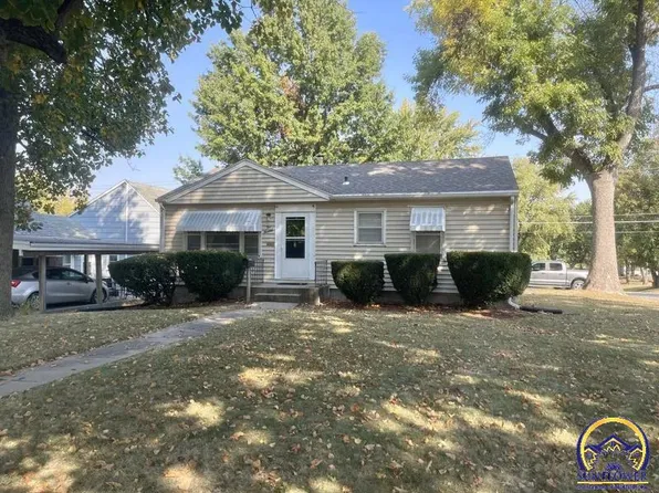 200 Iowa St, Hiawatha, KS 66434
