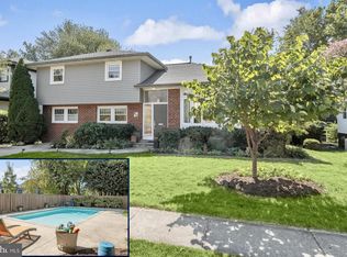 8710 Hartsdale Ave, Bethesda, MD 20817