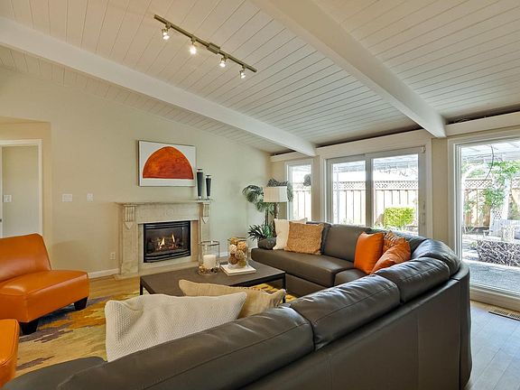 5th image of 3861 Corina Way