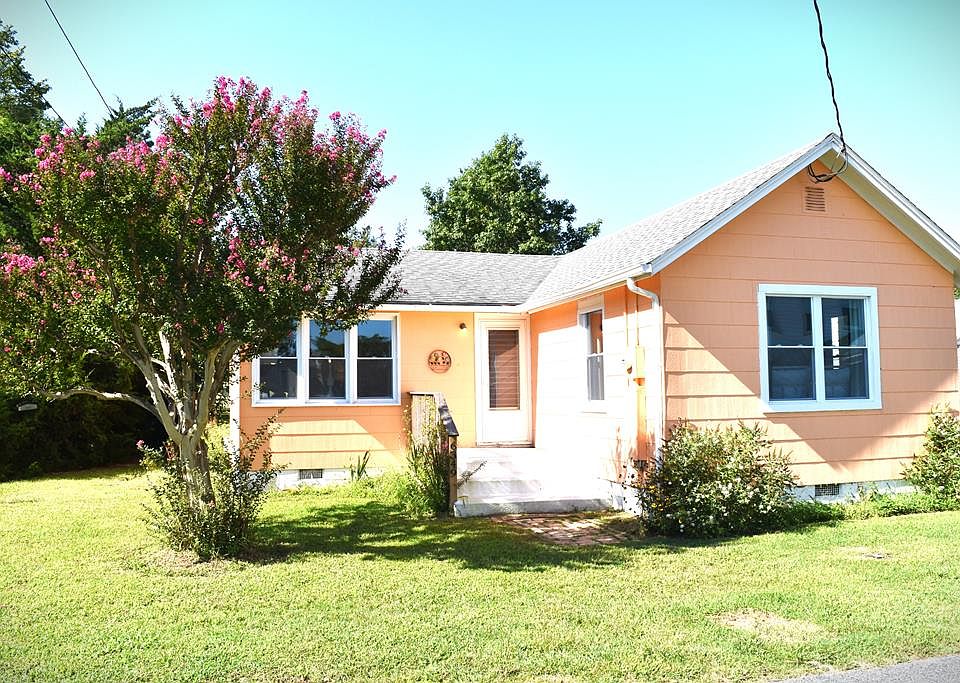 1st image of 6349 Circle Dr