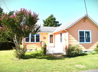 6349 Circle Dr, Chincoteague Island, VA 23336