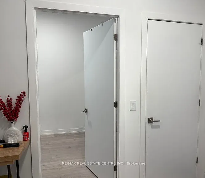 2501 Saw Whet Blvd S #111 — Photo 11