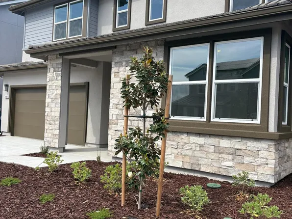 2082 Gravel Bar Way, Sacramento, CA 95832