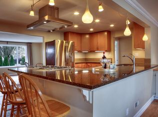 15733 13th Ave SW, Seattle, WA 98166