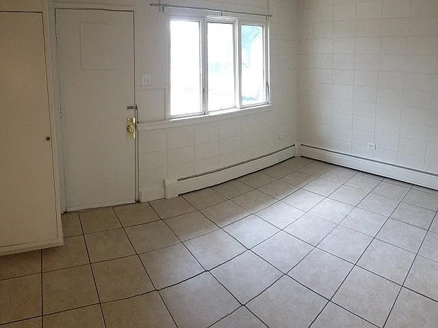 611 2nd St NW — Photo 10