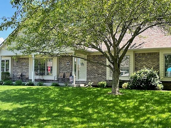 5th image of 2804 Theobald St
