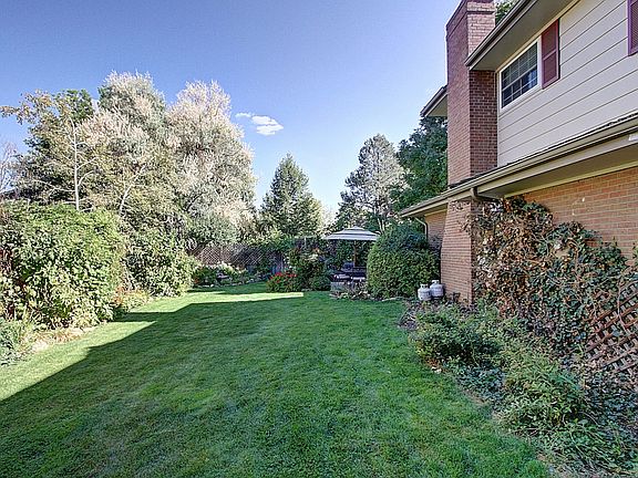 5th image of 4042 S Olive St