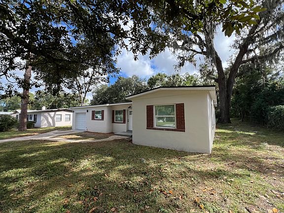 3rd image of 6074 Robbins Cir S