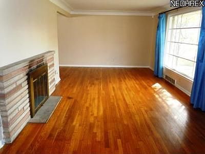 3rd image of 3851 Princeton Blvd