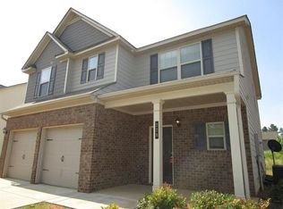 206 Bandelier Cir, Hampton, GA 30228