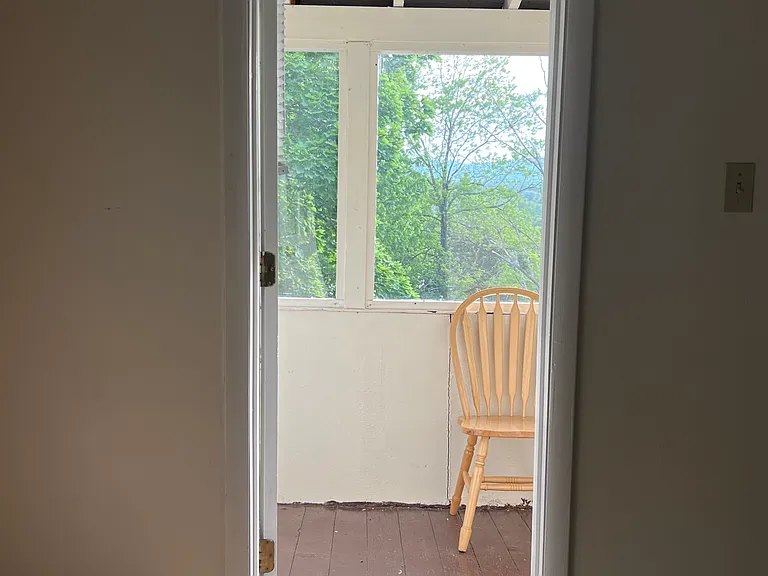 45 Summit Ave — Photo 6